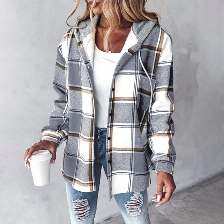 Lizzy | The Flannel Jacket For Autumn